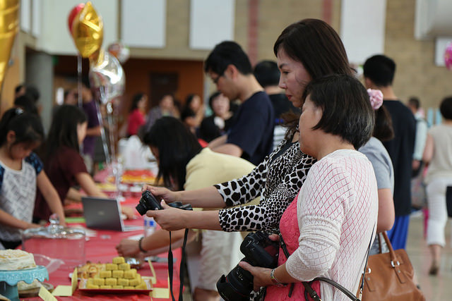 21747354985_61d7f906f8_z